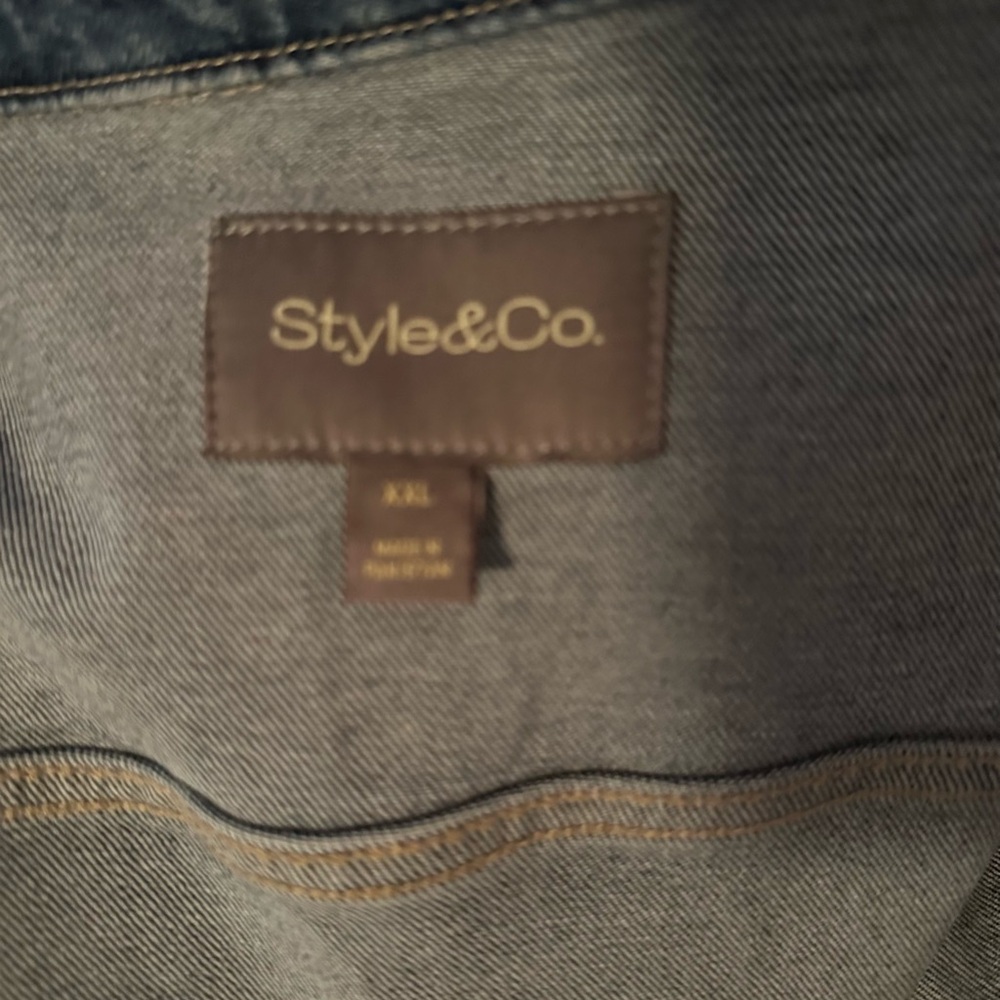 Style & Co Women’s Blue Denim Trucker Jean Jacket, XXL - Like New - Picture 5 of 9